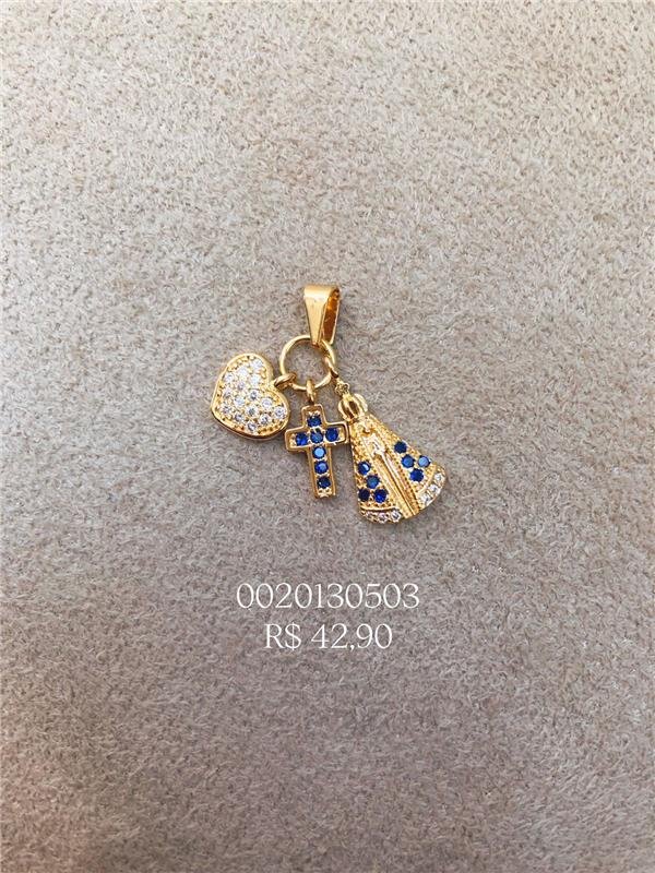 PINGENTE Nª SENHORA APARECIDA, CORAÇÃO E CRUZ CRAVEJADO FOLHEADO OURO