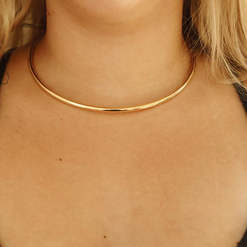 COLAR CHOCKER ARO FOLHEADO OURO