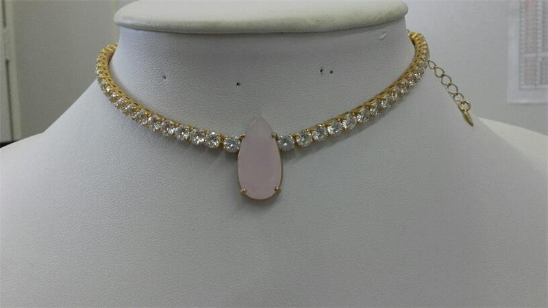 COLAR RIVIEIRA COM PEDRA OVAL FOLHEADO OURO