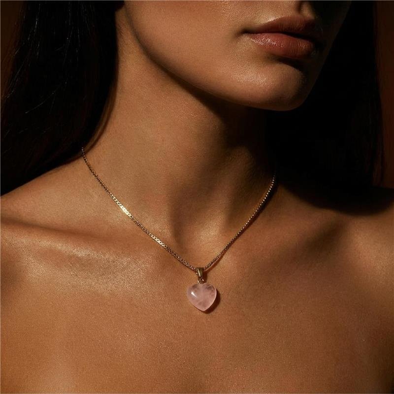 GARGANTILHA PEDRA CORAÇÃO BANHADO OURO