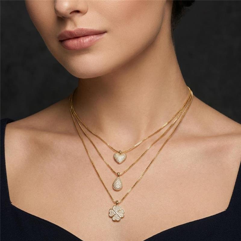 GARGANTILHA TRIPLA BANHADO OURO