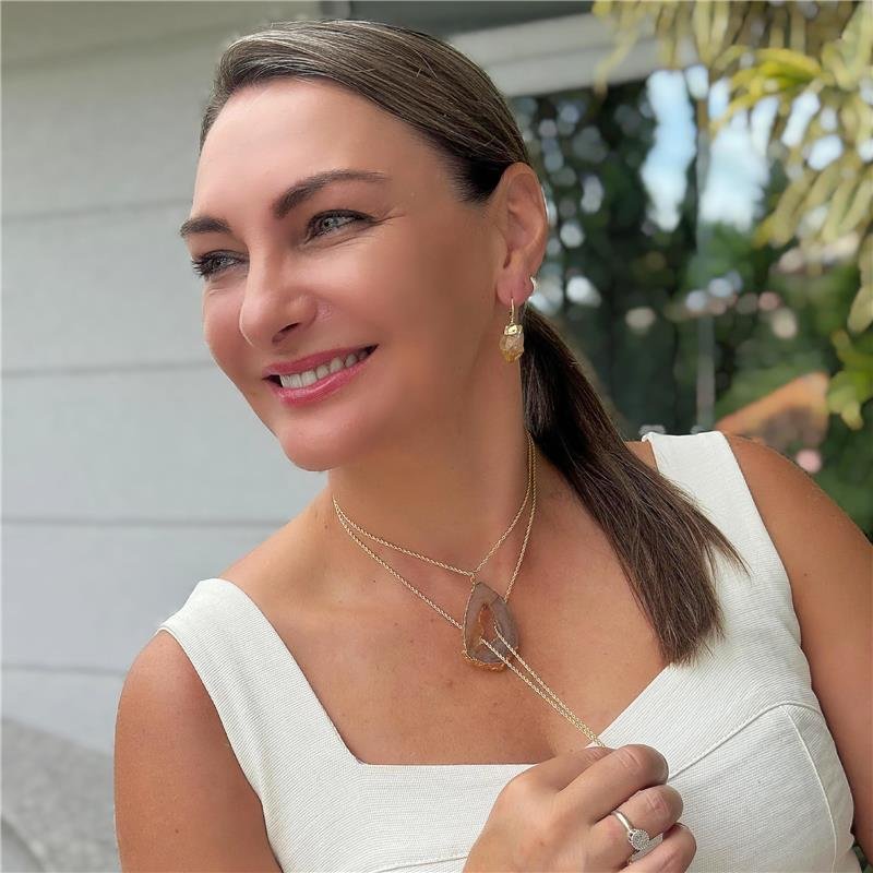 GARGANTILHA ÁGATA BANHADO OURO