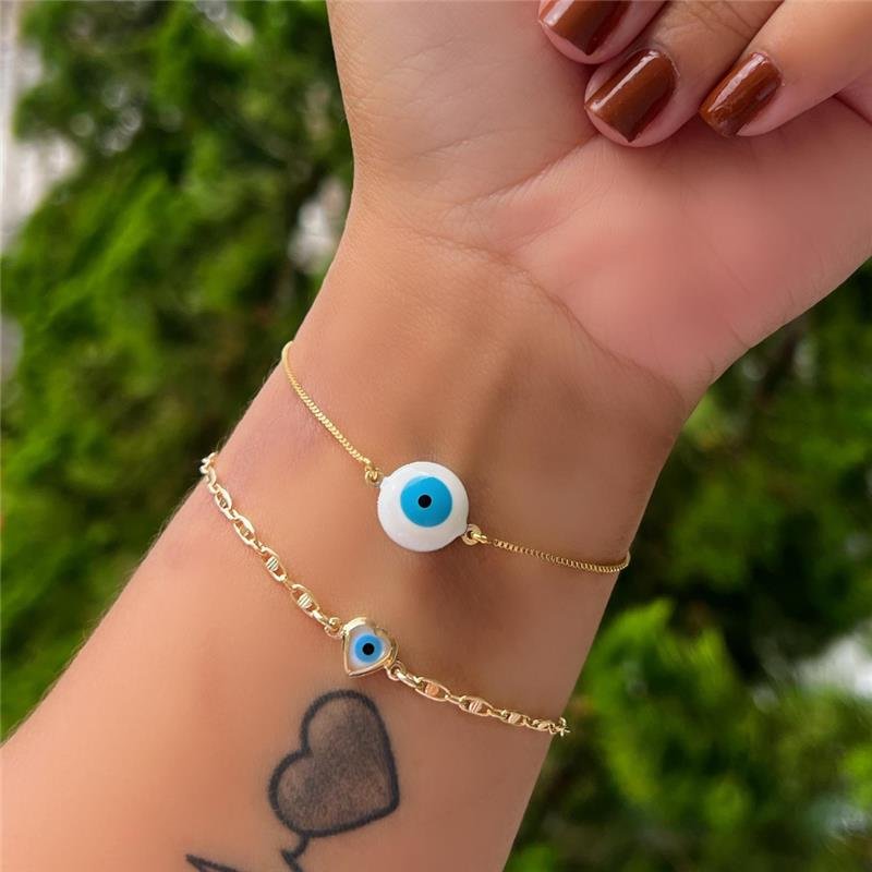 PULSEIRA CORRENTE COM CORAÇÃO OLHO GREGO FOLHEADO OURO