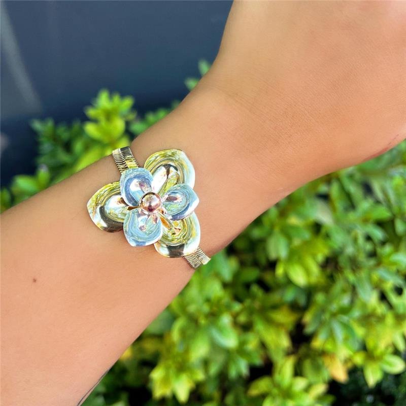 PULSEIRA FLOR BANHDO OURO 