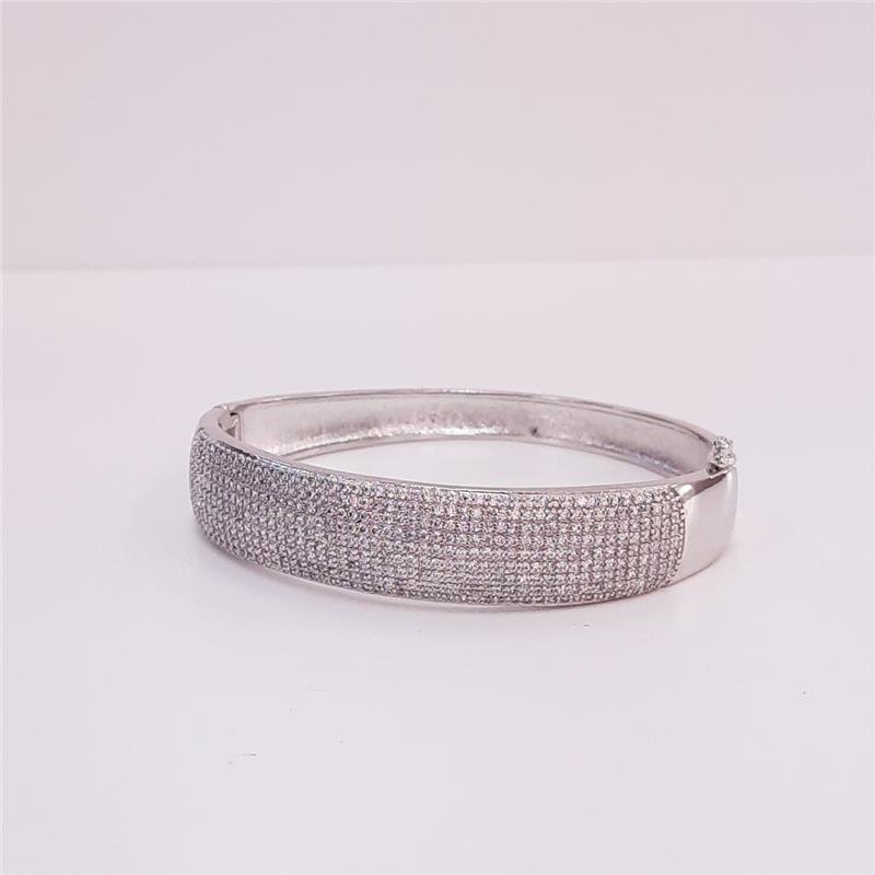 BRACELETE CRAVEJADO COM ZIRCONIA FOLHEADO A RODIO E PRATA