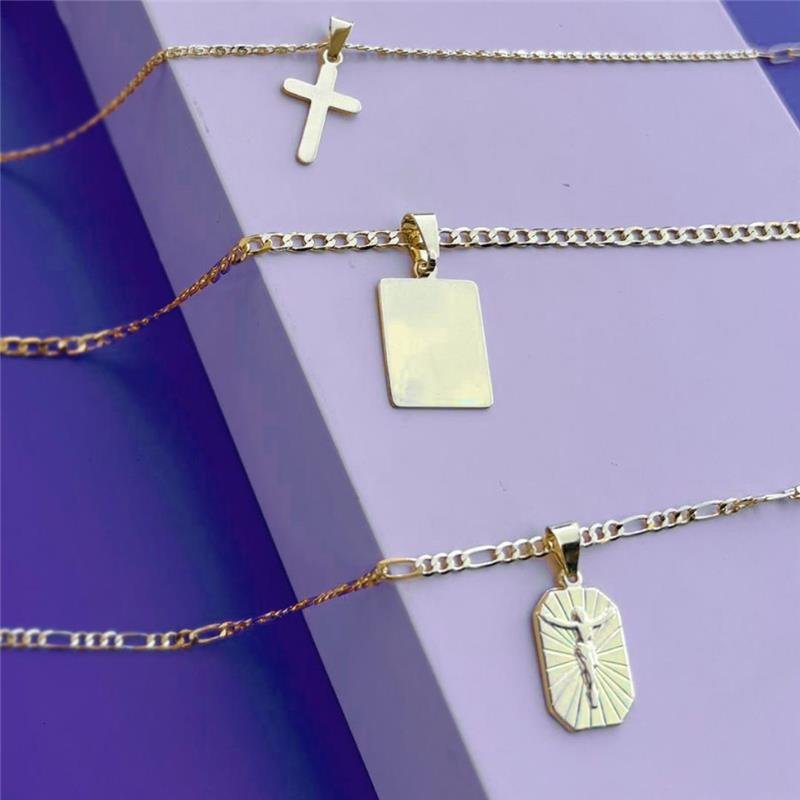 CORRENTE MASCULINA CRUCIFIXO BANHADO OURO