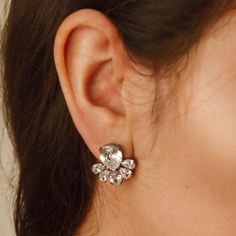 BRINCO RÓDIO NEGRO GOTAS DE ZIRCÔNIA 