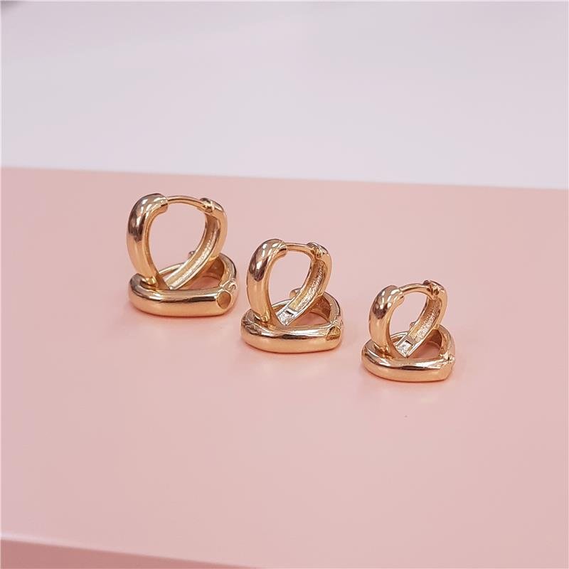 BRINCO TRIO CORAÇÕES LISOS FOLHEADO OURO