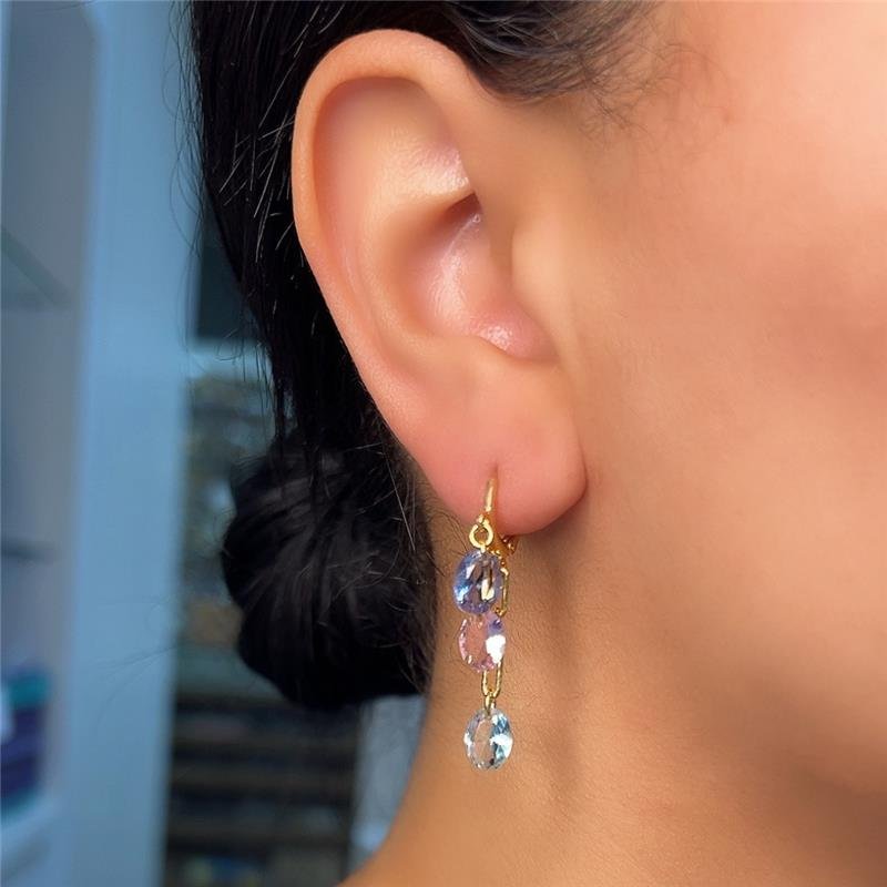 BRINCO ARGOLA COM PEDRINHAS OVAIS COLORIDAS FOLHEADO OURO