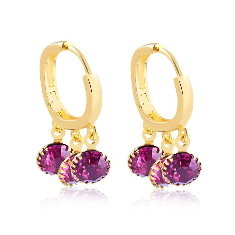 BRINCO ARGOLA COM STRASS FOLHEADO OURO