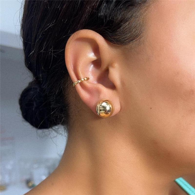 BRINCO MEIA BOLA FOLHEADO OURO