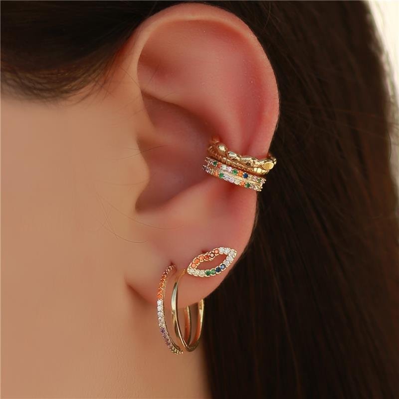 BRINCO ARGOLA DUPLA CRAVEJADA COLORIDA FOLH. OURO 