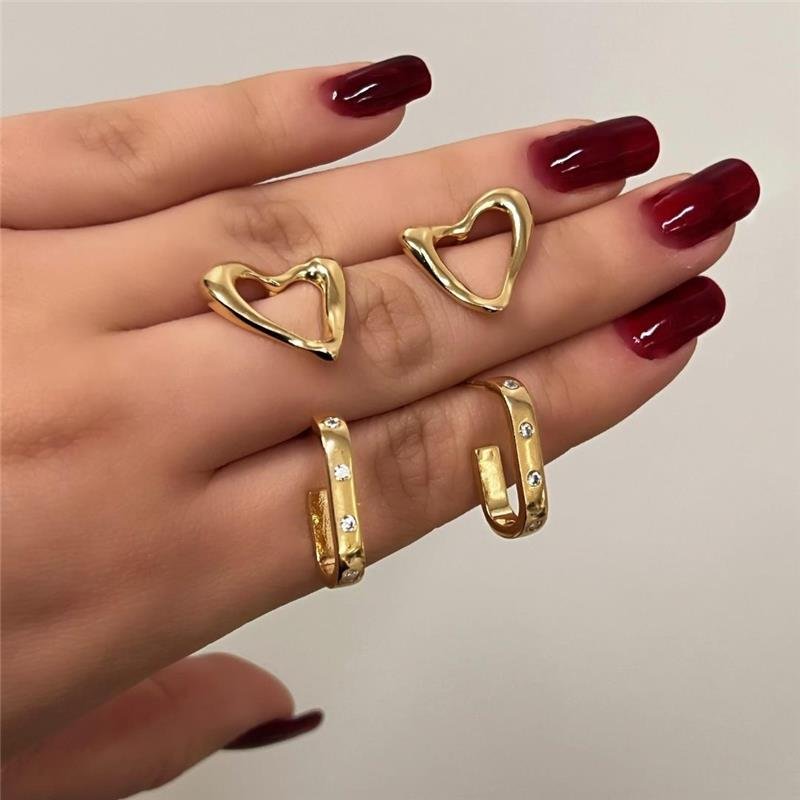 BRINCO CRAVEJADO BANHADO OURO