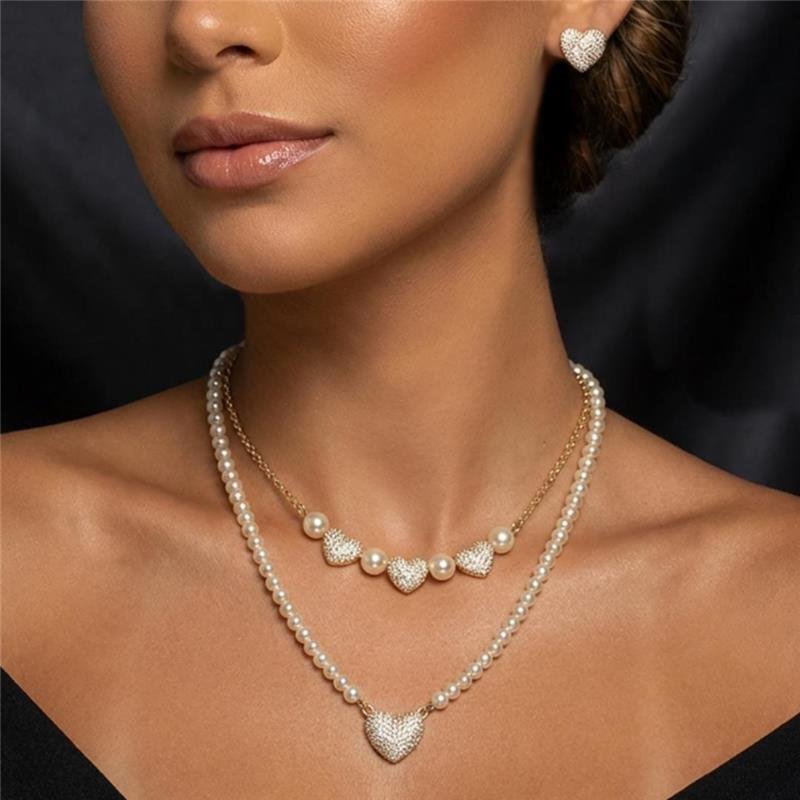 BRINCO CORAÇÃO CRAVEJADO BANHADO OURO