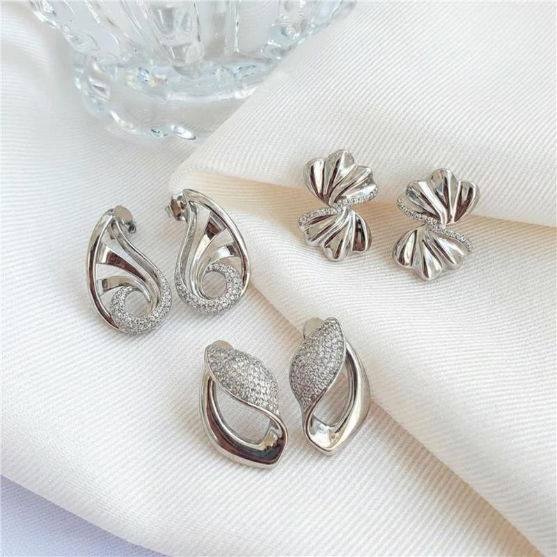 BRINCO LAÇO BANHADO RÓDIO