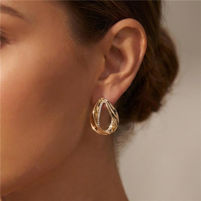 BRINCO CRAVEJADO BANHADO OURO