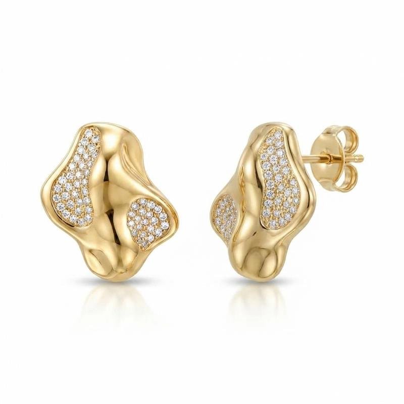 BRINCO CRAVEJADO BANHADO OURO - CRISTAL